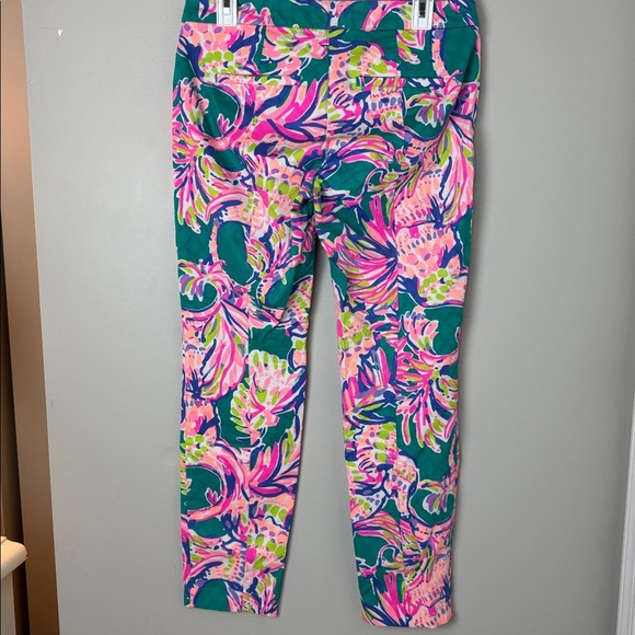 Lilly Pulitzer Pink and Green Floral Pants - Size 6 - Picture 9 of 9
